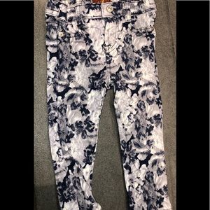 3/$20 7 For All Mankind Jeans Floral 24m